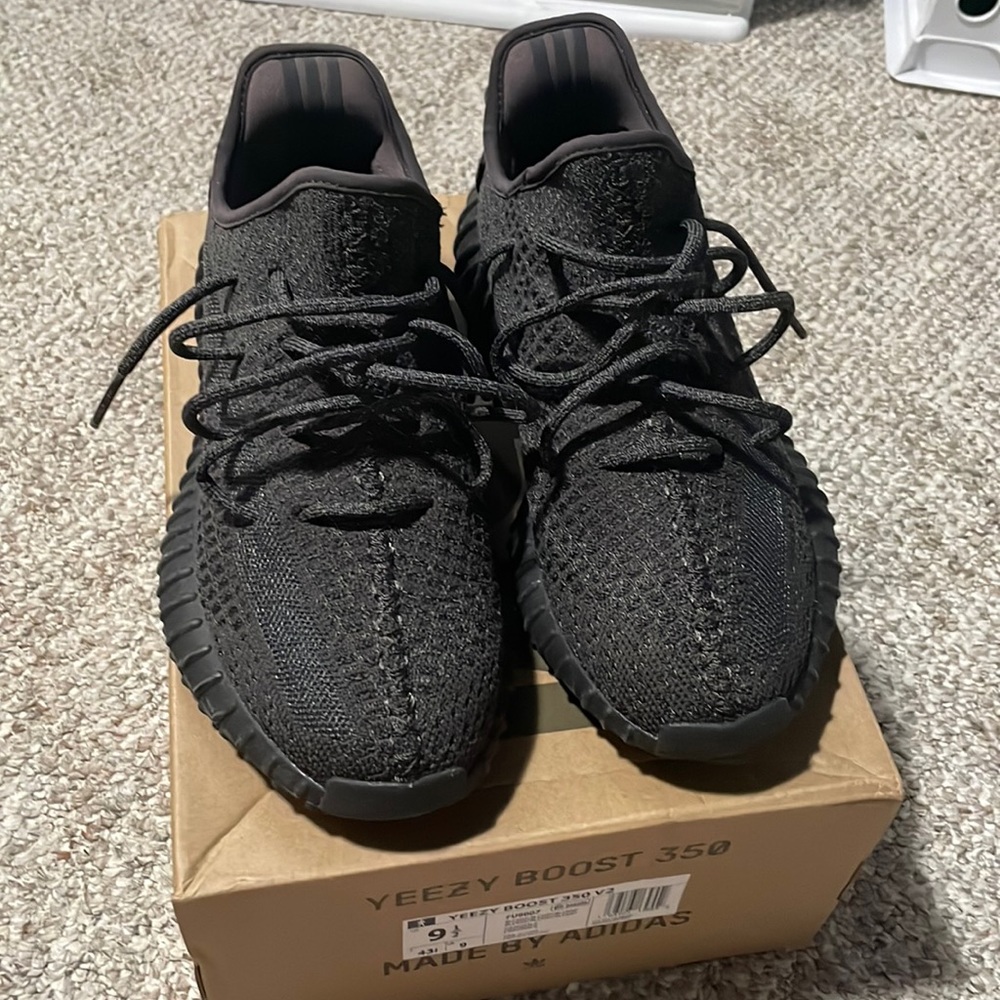 Yeezy Boost 350 V2 Black Reflective